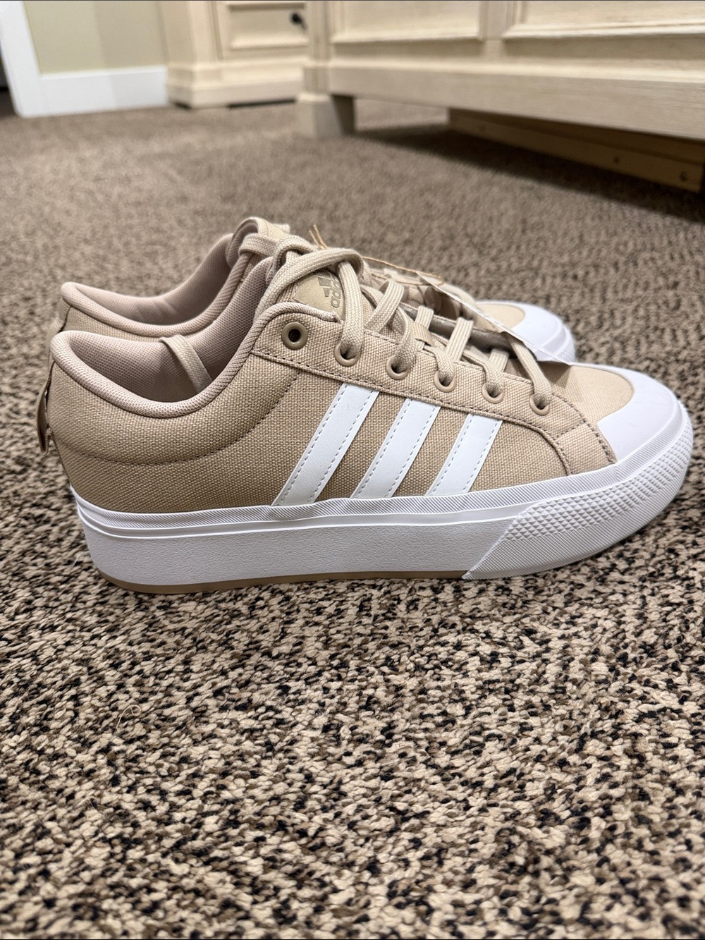 adidas bravada 2.0 platform
